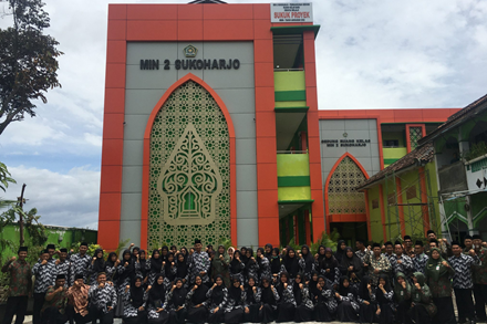 Study Banding MI Tahassus ke MIN 2 Sukoharjo